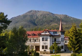 Villa Dr Szontagh Est. 1876 has Balcony rooms