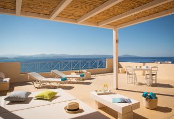 Astoria Hotel allows 18 year olds to book a room