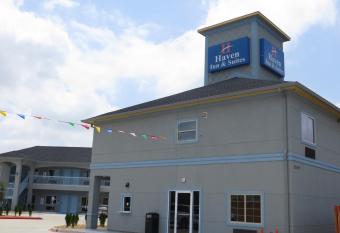 Haven Inn & Suites willowbrook allows 18 year olds to book a room