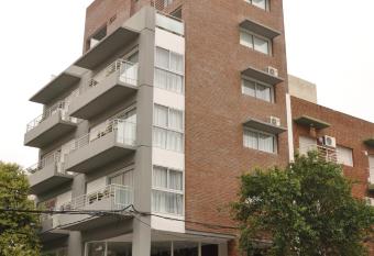 Livin  Residence Rosario allows 18 year olds to book a room