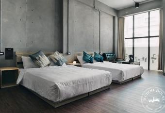 Wuhoo House has Balcony rooms