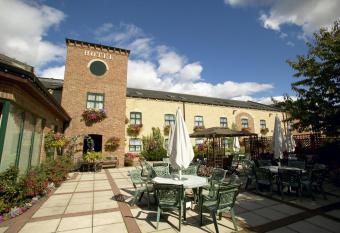 Corn Mill Lodge Hotel allows 18 year olds to book a room