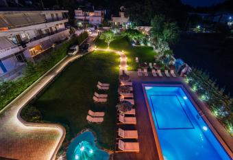 Maritina Apartments has Balcony rooms