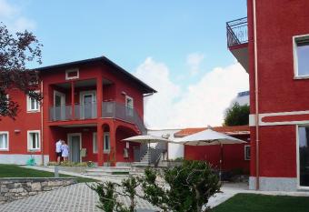 Corte di Pellio has Balcony rooms