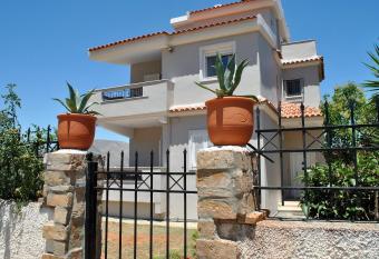 Angelina s Home has Balcony rooms