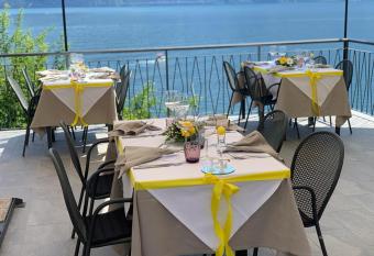 Hotel Alla Noce allows 18 year olds to book a room