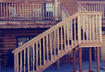 Wonder Inn Outback allows 18 year olds to book a room