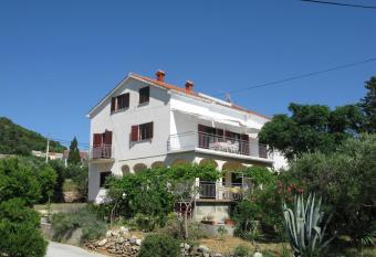 Apartments Petra has Balcony rooms