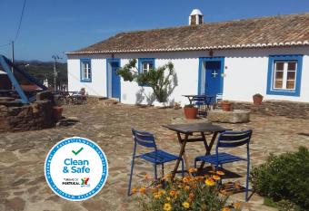 Herdade Do Azinhal has Balcony rooms