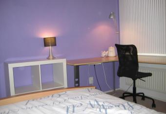 Wim s Place Schiphol Amsterdam Airport has Balcony rooms