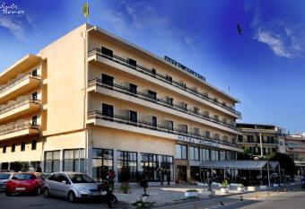 Hotel Atlantis has Balcony rooms