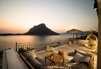 Horizon Hotel Kalymnos allows 18 year olds to book a room