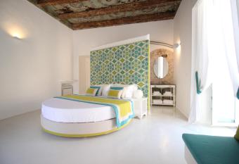 I Soffitti Dimora Esclusiva has Balcony rooms