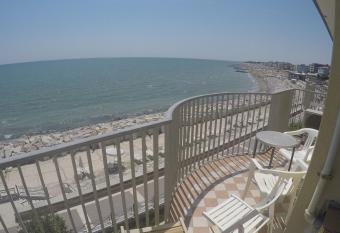 President Frontemare has Balcony rooms