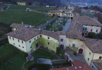 Relais Palazzo Lodron allows 18 year olds to book a room