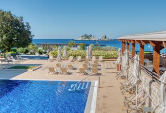 Hotel Palas has Balcony rooms