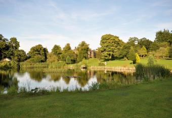 Carnell Country Estate has Balcony rooms
