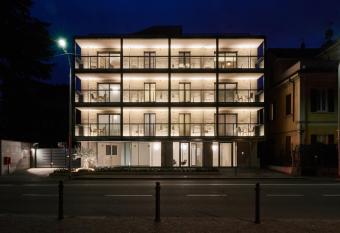 La Perla by Sedar has Balcony rooms