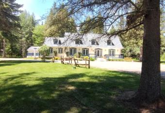 La Tremblante has Balcony rooms