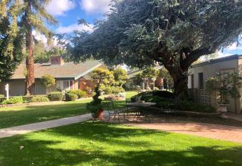 Lamp Liter Inn allows 18 year olds to book a room