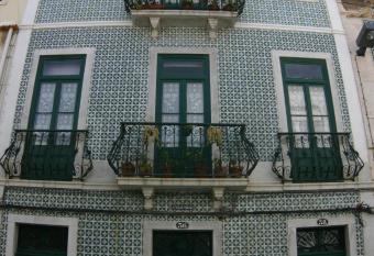 Casa Sesimbra has Balcony rooms