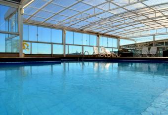 Mar de Canasvieiras Hotel e Eventos allows 18 year olds to book a room