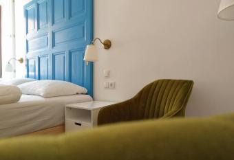 Kirchenwirt Dependance S  dsteiermark allows 18 year olds to book a room