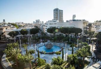 Cinema Hotel - an Atlas Boutique Hotel allows 18 year olds to book a room