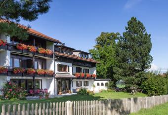 Pension Heim has Balcony rooms