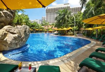 Artyzen Grand Lapa Macau has Smoking/Balcony rooms