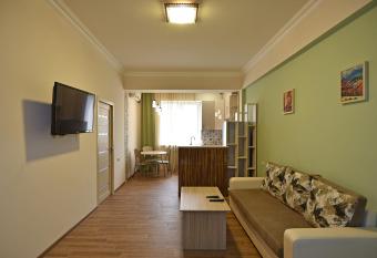 Freedom Apartments on Chaykovski street allows 18 year olds to book a room
