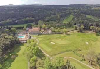 H  tel Golf & Spa Ch  teau de la B  gude The Originals Collection allows 18 year olds to book a room