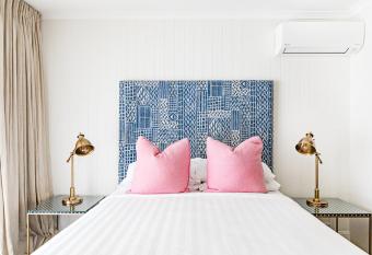 The Lord Byron has Balcony rooms