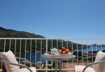 Blue Diamond Rooms allows 18 year olds to book a room