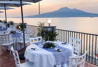 La Panoramica Hotel has Balcony rooms