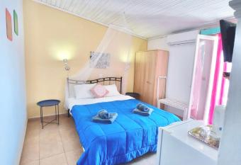 Avra Budget Beach Rooms allows 18 year olds to book a room