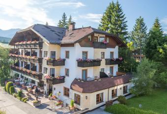 Appartement- und Wellnesshotel Charlotte - 3 Sterne Superior has Balcony rooms