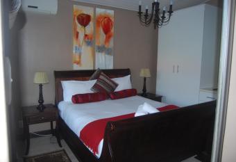 de Charmoy Riverside has Balcony rooms