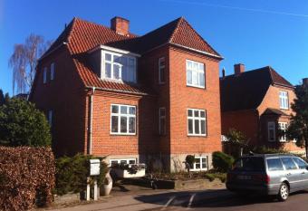 K  ge Bed & Kitchen - Rooms has Balcony rooms