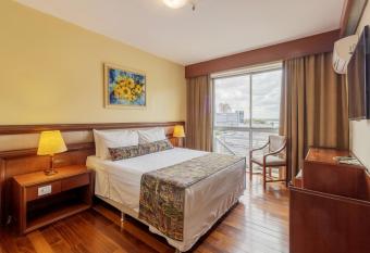 Ritter Hot  is has rooms with a private hot tub