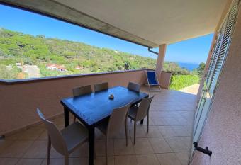 Casa Serena has Balcony rooms