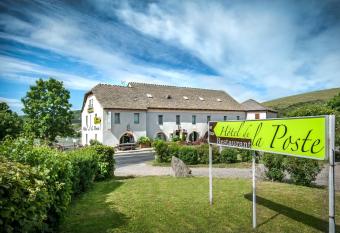 H  tel Restaurant de la Poste et La Grange D  tente, espace bien-  tre has Balcony rooms
