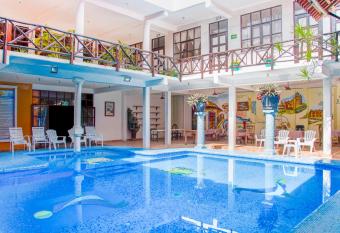 Hotel Bello Caribe allows 18 year olds to book a room