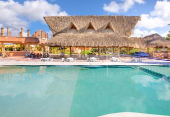 Hotel Hacienda Ixtlan allows 18 year olds to book a room