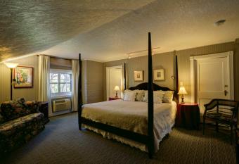 Brown Street Inn Bed and Breakfast allows 18 year olds to book a room