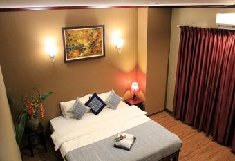 Phonethip Residence has Balcony rooms