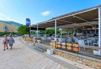 Villa Gjika has Balcony rooms