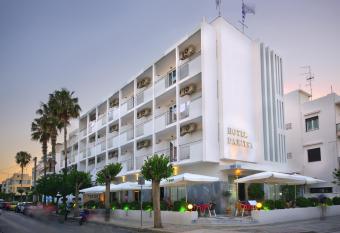 Paritsa Hotel has Balcony rooms