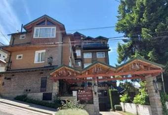 Ruca Cheli Village Ski Hotel allows 18 year olds to book a room