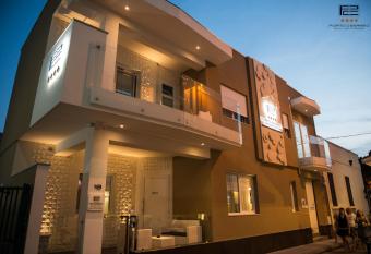 Porto Cesareo Exclusive Room has Balcony rooms